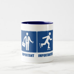 Taza Bicolor El Trabajo Es Importante, La Carga De Ruedas Es Im