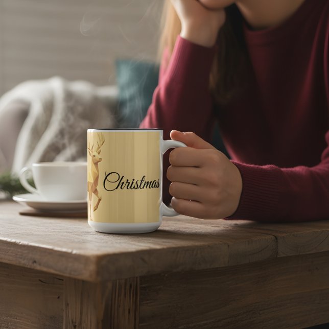 Taza Bicolor Elegant Reindeer Merry Christmas Beige Holiday Mug (Subido por el creador)