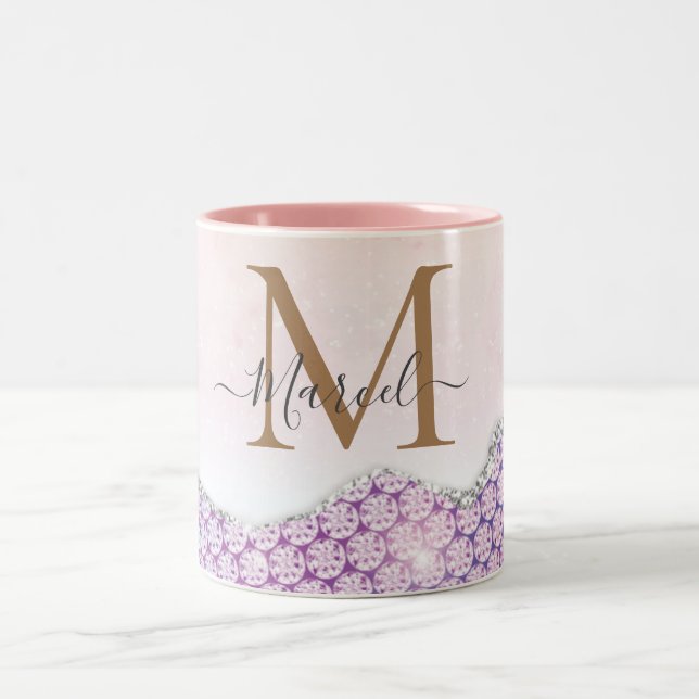 Taza Bicolor Elegante Monograma Rosa Purpurina rosa Café Mug (Centro)
