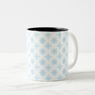 Taza Bicolor Elegante patrón de copo de nieve azul de invierno