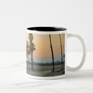 Taza Bicolor Embarcadero de los E.E.U.U., California, Santa