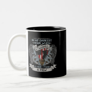 Taza Bicolor En mi hora más oscura necesité una mano y encontré