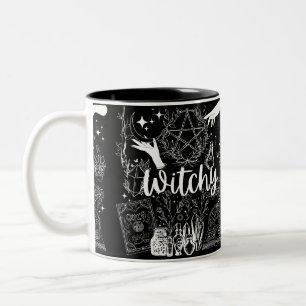 Taza Bicolor Encanto Místico: Delicia de Diseño de Brujas