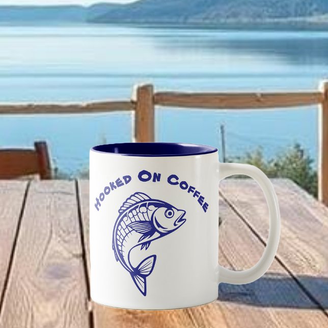 Taza Bicolor Enganchado al café (Hooked on Coffee-Fish Two-Tone Coffee Mug)
