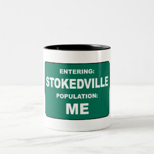 Taza Bicolor Entrando en Stokedville Población Yo