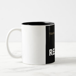 Taza Bicolor Entrena Duro Mantente Listo Motivación Gimnasio Po