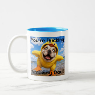 TAZA BICOLOR ERES UN PADRE INCREÍBLE