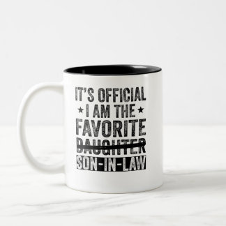 Taza Bicolor Es oficial soy el Guay favorito de los suegros