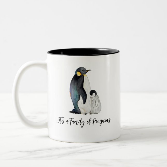 Taza Bicolor Es una familia de pingüinos dibujando acuarelas (Izquierda)