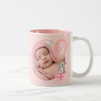 Taza Bicolor Es una foto chica de un bebé paro conmemorativo re