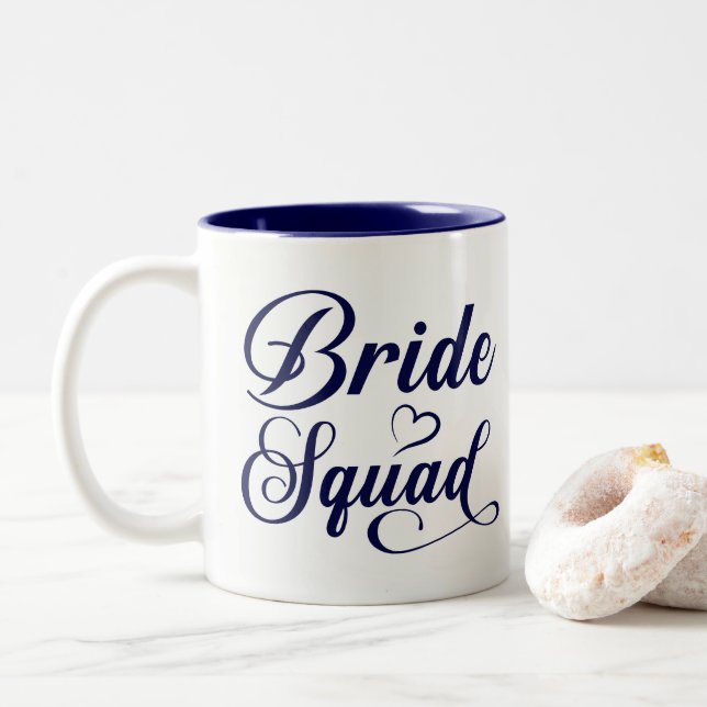 Taza Bicolor Escuadrón de Novias (Con donut)