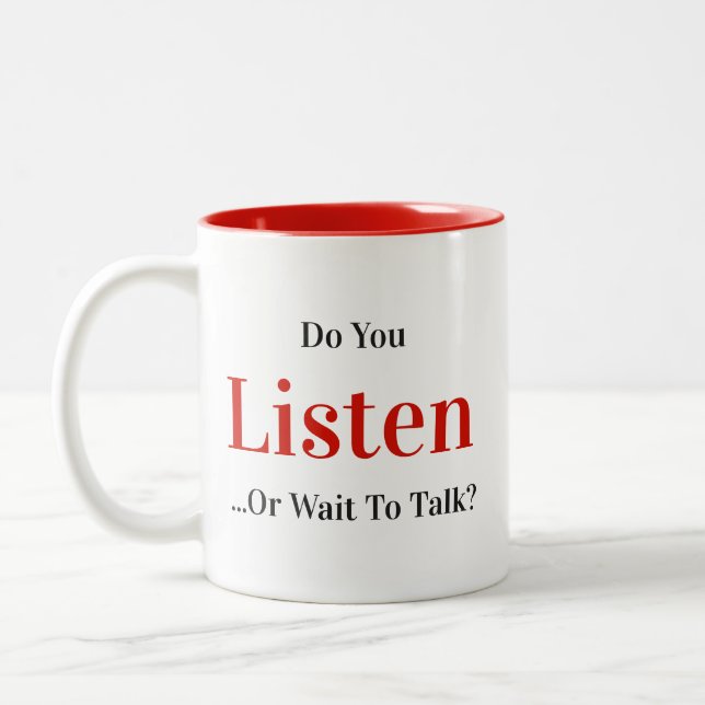 Taza Bicolor ¿Escuchas...? Un MisterP Mug. (Izquierda)