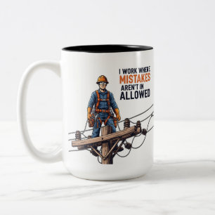 Taza Bicolor Especialista en Alta Tensión Electricista Segurida