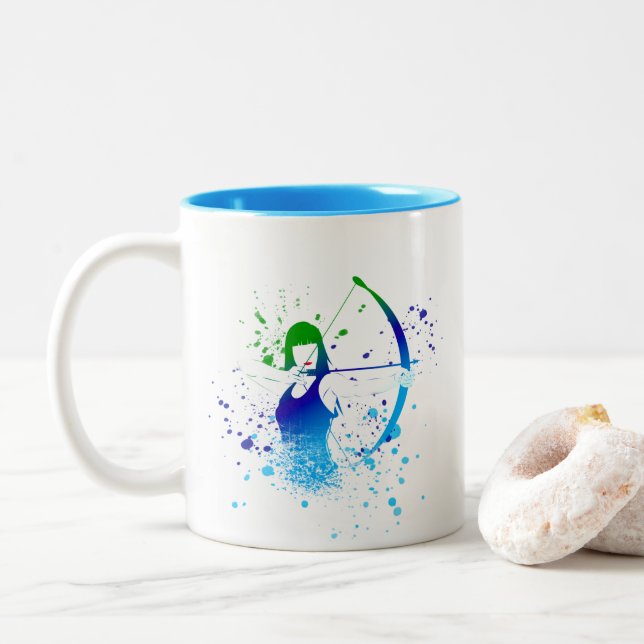 Taza Bicolor Esplash de pintura de Archer femenino (Con donut)