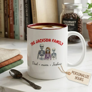 Taza Bicolor Esqueleto de familia personalizado de Halloween