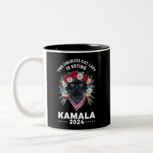 Taza Bicolor Esta Señora de Gatos sin Hijos Está Votando por Ka