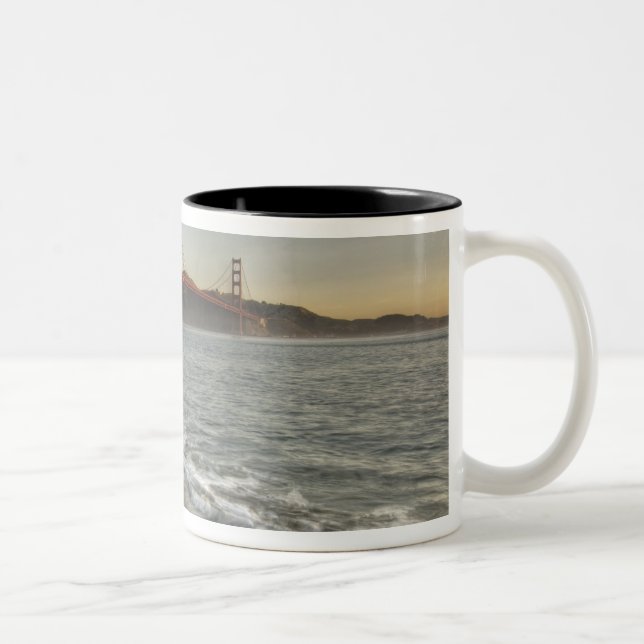 Taza Bicolor Estados Unidos, California, San Francisco.  Vista  (Derecha)