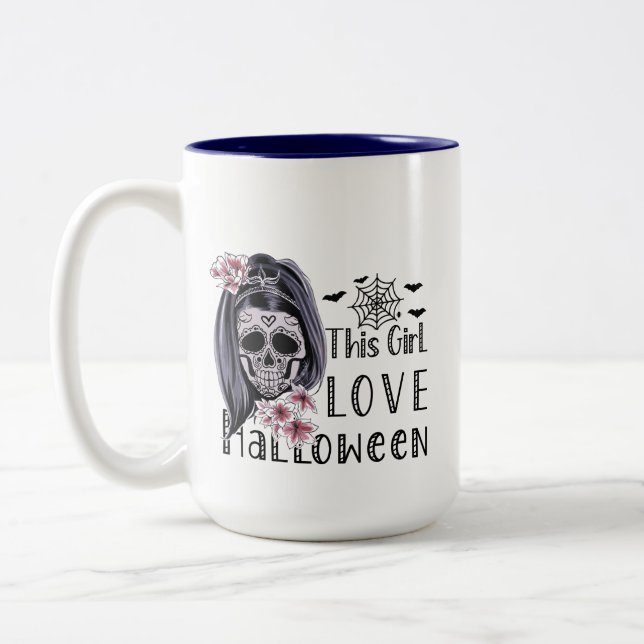 Taza Bicolor Este Chica ama Halloween (Izquierda)