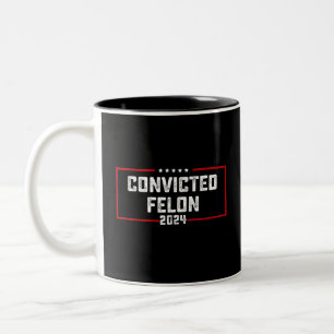 Taza Bicolor Estoy votando por el delincuente convicto Pro Trum