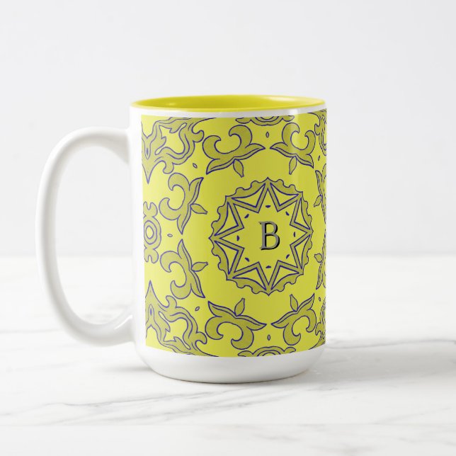 Taza Bicolor Estrella Amarilla Monogramada (Izquierda)