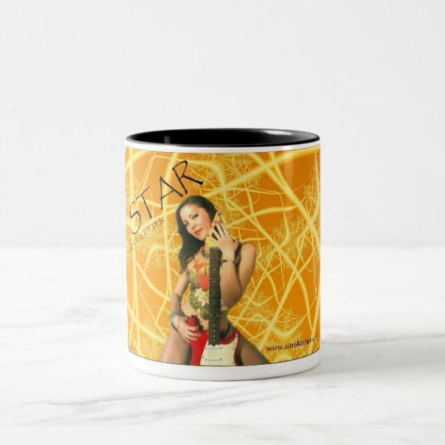 Taza Bicolor Estrella y GTR1 rojo (Centro)