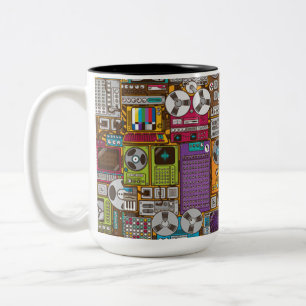 Taza Bicolor Estudio de grabación retro de los dispositivos