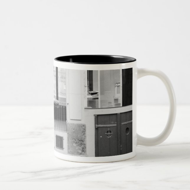 Taza Bicolor Europa, Suiza, Berna. Edificio Kramgasse (Derecha)