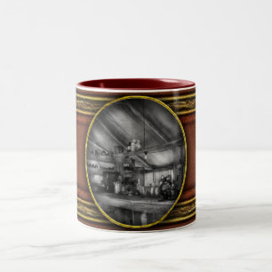Taza Bicolor Farmacia - Segunda Guerra Mundial - Laboratorio de