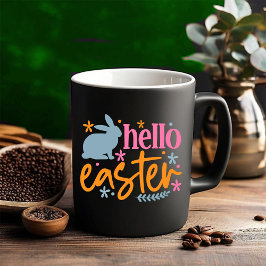 Taza Bicolor Feliz Día de Pascua - Cazadora de huevos de Pascua