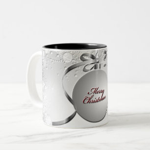 Taza Bicolor Feliz festival navideño con estrellas en plata