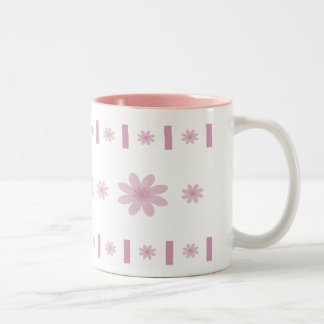 Taza Bicolor Flores y bloques rosados