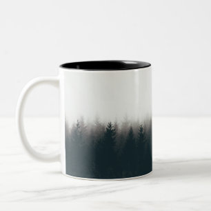 Taza Bicolor Foggy Forest Pine Mountain Arte estético