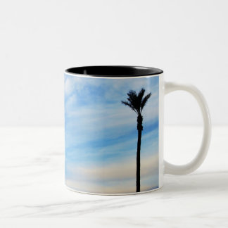 Taza Bicolor Foto de la puesta del sol de la palmera