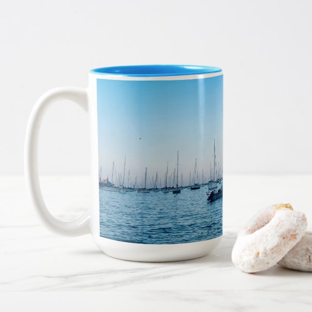 Taza Bicolor Foto de los barcos del lago Michigan (Con donut)
