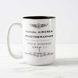 Taza Bicolor Fotógrafo de la tripulación aérea de la marina-Esc
