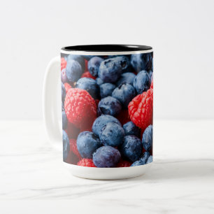 Taza Bicolor Frambuesas y arándanos