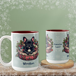 Taza Bicolor Frenchie negro, en cama de vacaciones, fondo de co