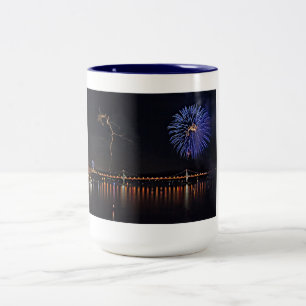 Taza Bicolor Fuegos artificiales con relámpagos