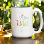 Taza Bicolor Funny Navidades Jingle Bells nombre personalizado<br><div class="desc">Divertida lectura del tazón de Navidad ENCIENDE TU JINGLE en un brillante diseño de tipografía arco iris con tu nombre personalizado debajo.</div>