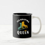 Taza Bicolor Funny Skater Chica Hielo Skate Queen<br><div class="desc">Reina del patinaje sobre hielo. Diseño divertido y humorístico para patinaje sobre hielo, patinaje artístico o patinador rápido. Guay y mercadería increíble para los amantes del patinaje sobre hielo y los deportes de invierno. Perfecto para el profesional del patinaje artístico, el atleta de patinaje rápido o el campeón de patinaje...</div>
