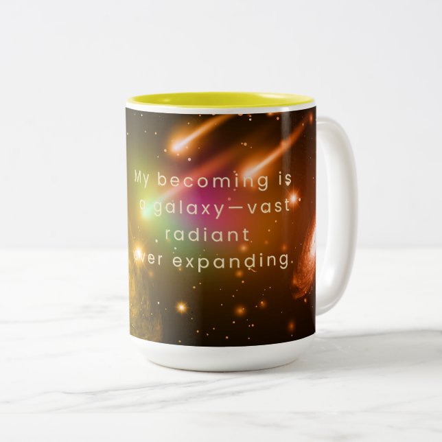 Taza Bicolor Galaxy Affirmation Mug – Radiant & Ever Expanding (Anverso derecho)