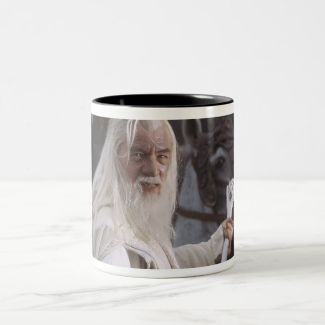 Taza Bicolor GANDALF™ Holds Staff (Centro)