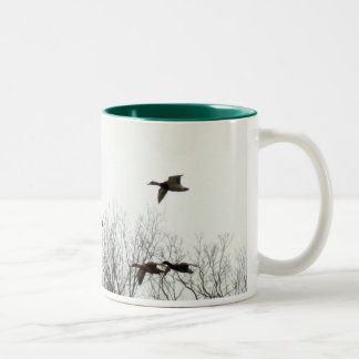 Taza Bicolor Gansos del vuelo
