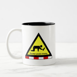 Taza Bicolor Gente borracha cruzando ⚠ Señal tailandesa ⚠