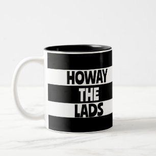 Taza Bicolor Geordie Howay the Lads Newcastle sobre el fútbol d