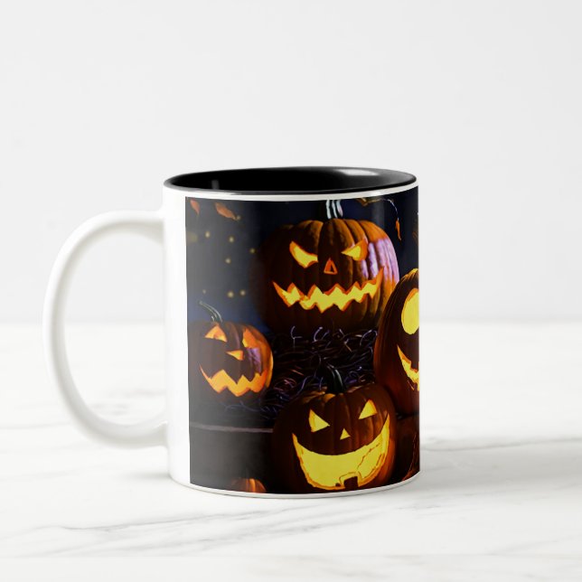 Taza Bicolor Ghostly Goodies: Halloween Mug Collection (Izquierda)