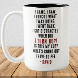 Taza Bicolor Gracioso 80.º cumpleaños Personalizado de Chiste d