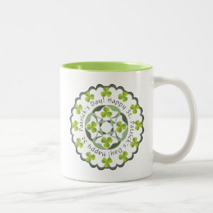 Taza Bicolor Gráfico céltico del trébol de los tréboles del