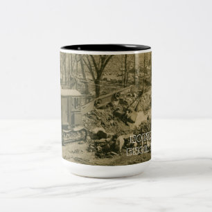 TAZA BICOLOR GRÁFICO DE INGENIERÍA DEL NOROESTE SHOVEL MUG TEMP