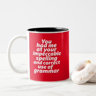 Taza Bicolor Gramoso humor de profesor inglés uso correcto de 